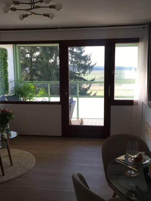 Gemuetliches Apartment Mit Wundervollem Weitblick Löffingen Extérieur photo